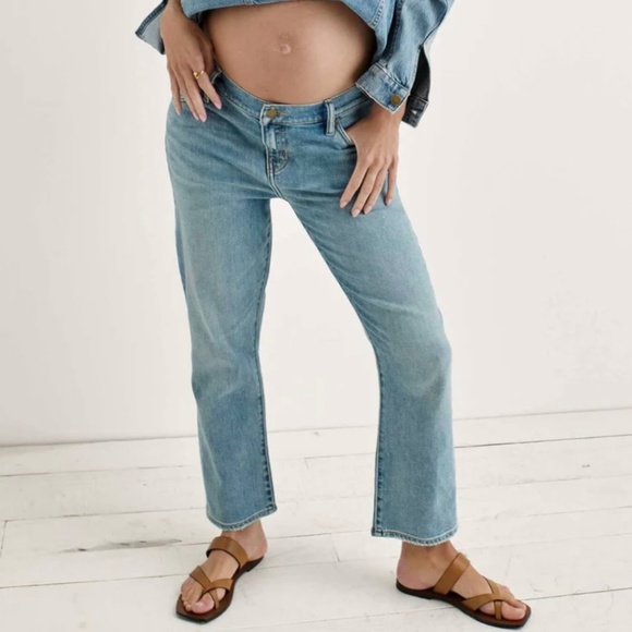 THE CROP MATERNITY JEAN - LIGHT WASHM - HATCH COLLECTION - Picture 1 of 3